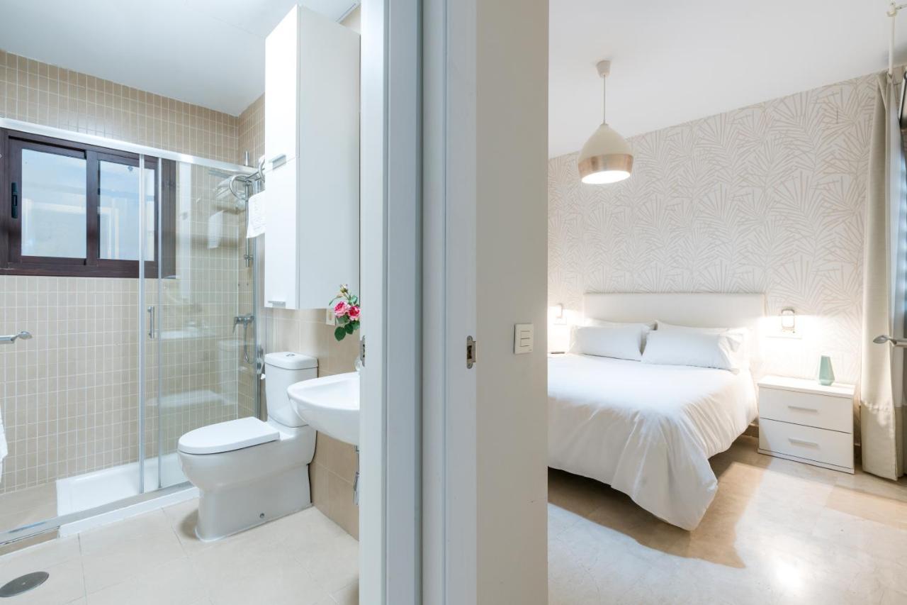 Lumbreras Host Apartment Seville Exterior photo