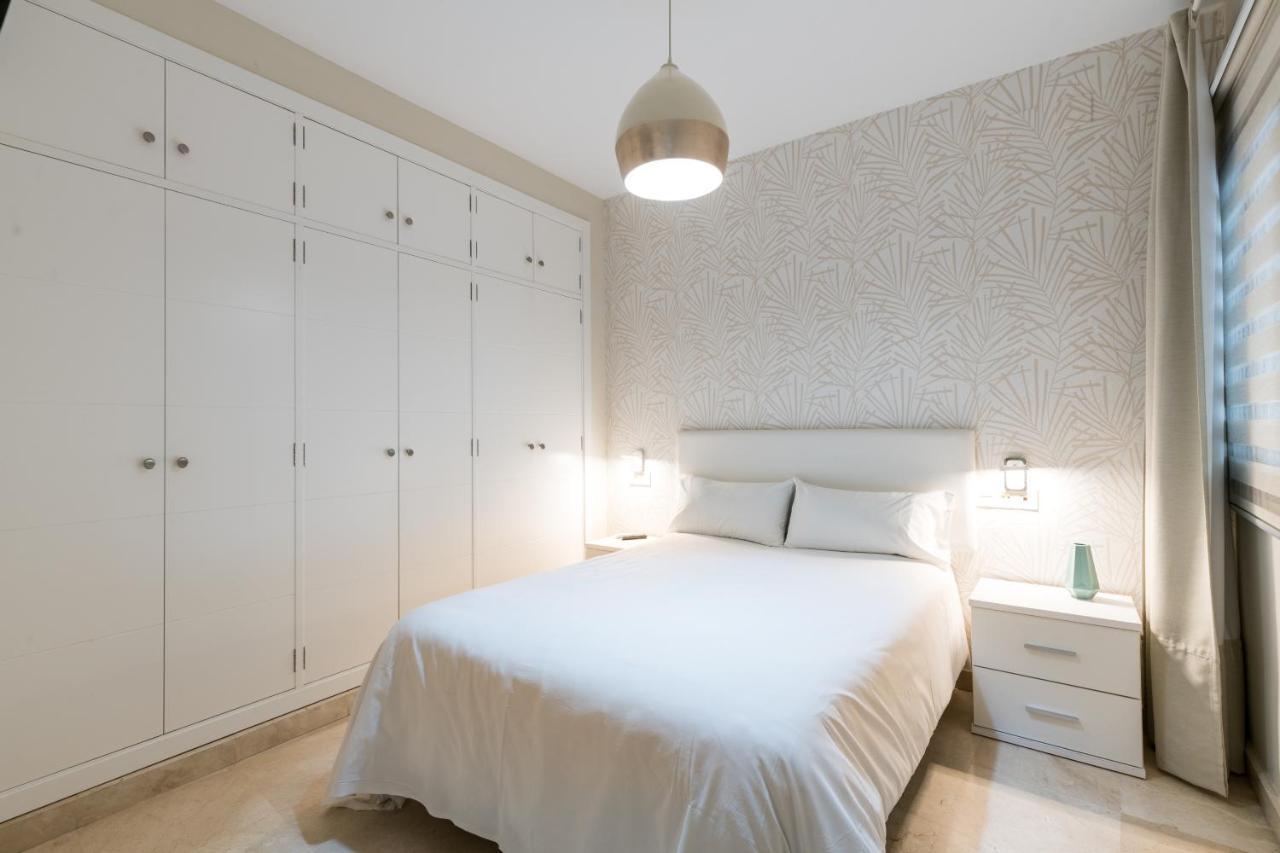 Lumbreras Host Apartment Seville Exterior photo