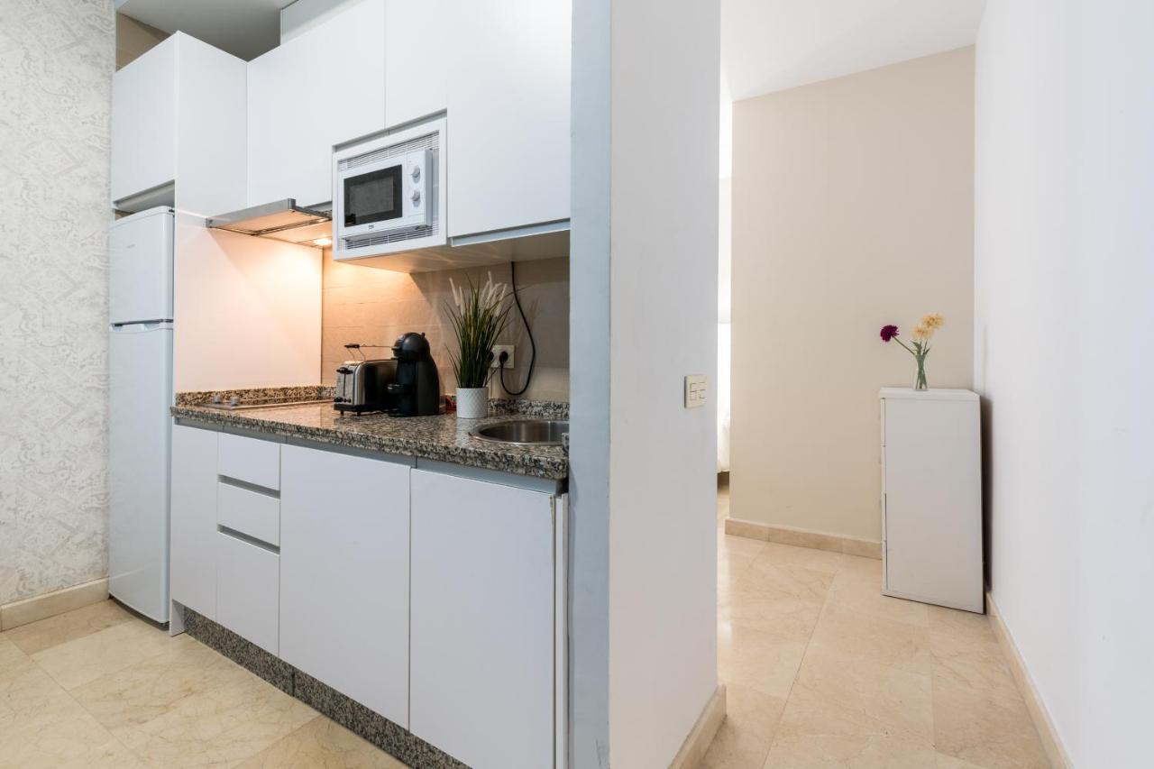 Lumbreras Host Apartment Seville Exterior photo