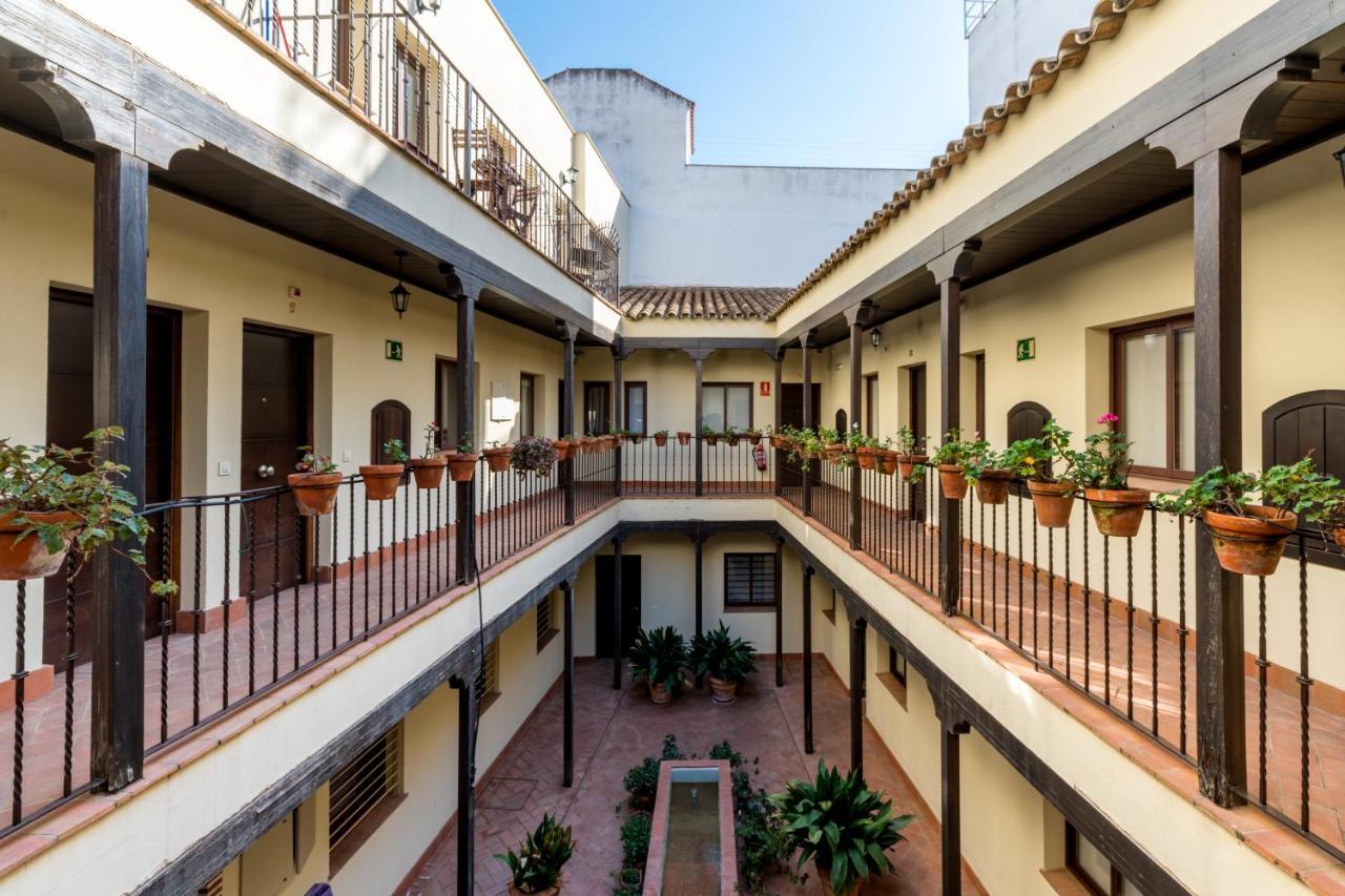 Lumbreras Host Apartment Seville Exterior photo